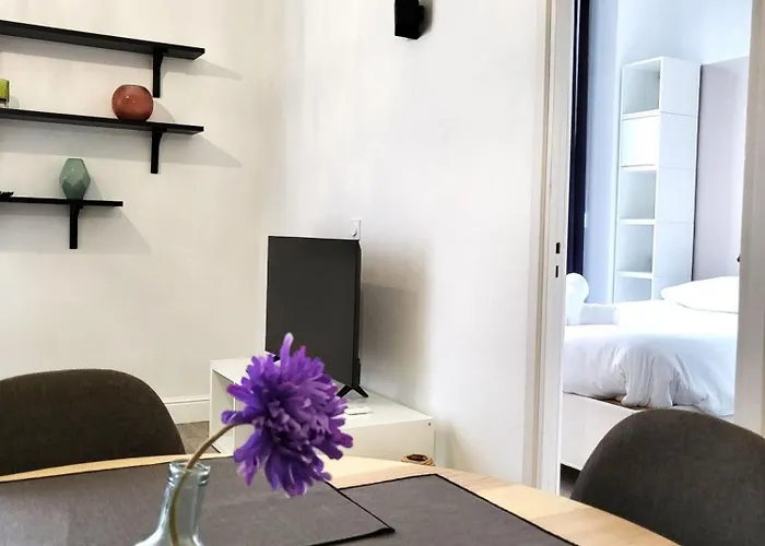 Fac 4 - Tram Au Pied L'immeuble- Parking Free アパート *