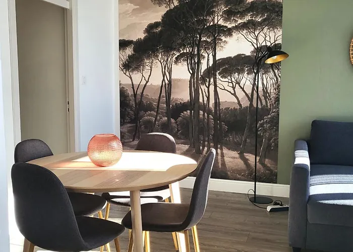 Fac 4 - Tram Au Pied L'immeuble- Parking Free شقة *